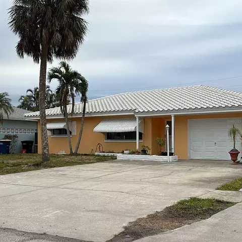 1019 Mandalay Ave, Clearwater Beach, FL 33767