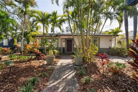 216 23rd Ave N, Saint Petersburg, FL 33704