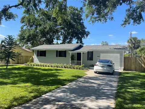 6923 Dartmouth Ave N, Saint Petersburg, FL 33710