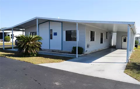 37642 Amigo Dr, Zephyrhills, FL 33541