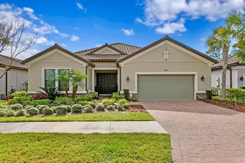 8733 Sorano Villa Dr, Tampa, FL 33647
