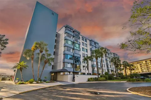 644 Island Way #206, Clearwater Beach, FL 33767