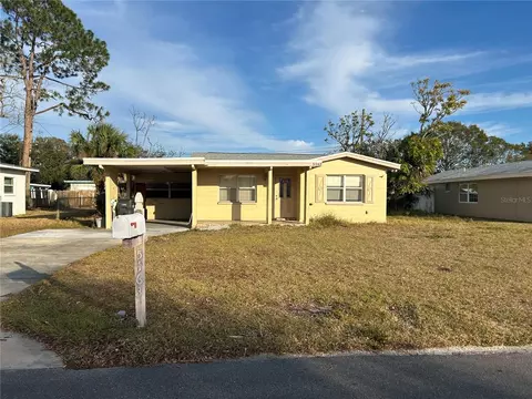 5163 Jasmine Cir, Saint Petersburg, FL 33714