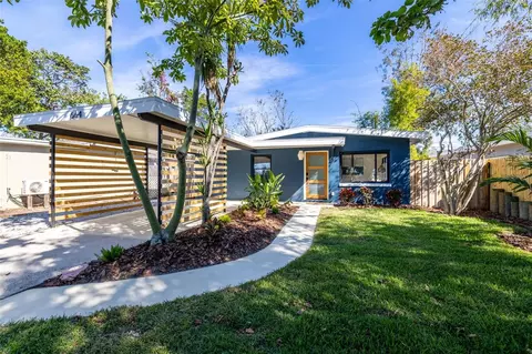 664 60th St S, Saint Petersburg, FL 33707