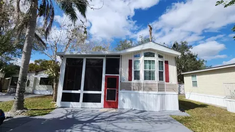 8 Long Hammock Dr, River Ranch, FL 33867