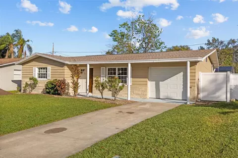 1418 Barry St, Clearwater, FL 33756