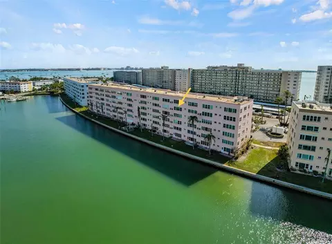 6025 Shore Blvd S #504, Gulfport, FL 33707