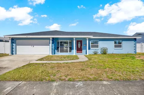 8421 Flagstone Dr, Tampa, FL 33615