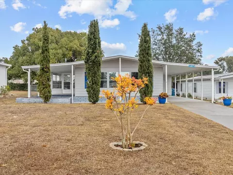12075 Club House Rd, Brooksville, FL 34613