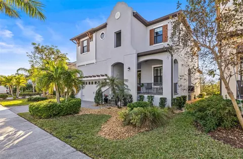 1021 Seagrape Dr, Ruskin, FL 33570