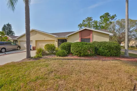 1809 Atrium Dr, Sun City Center, FL 33573