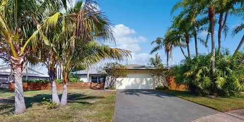 2666 Red Oak Ct, Clearwater, FL 33761