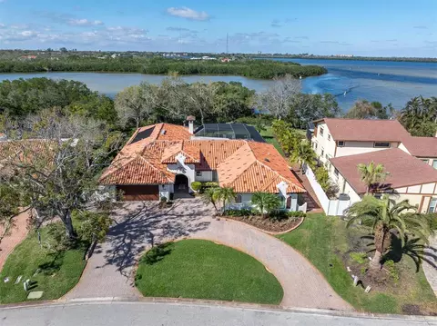 1401 75th Cir NE, Saint Petersburg, FL 33702