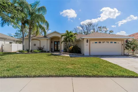 1509 Ventana Dr, Sun City Center, FL 33573