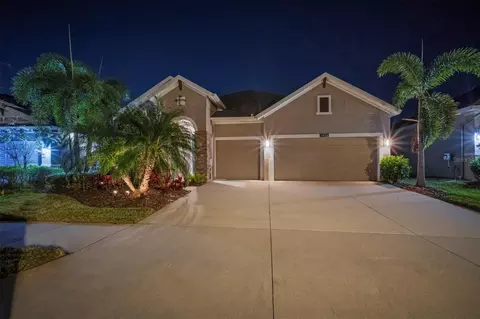 7432 Paradiso Dr, Apollo Beach, FL 33572
