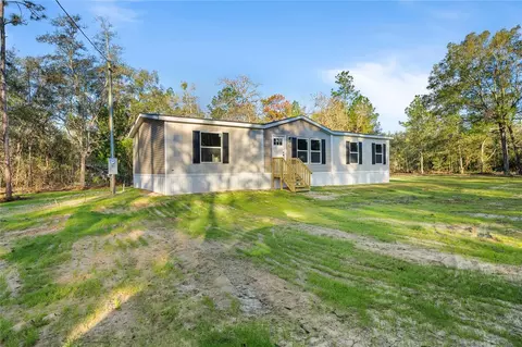 745 NW 72nd Ct, Bell, FL 32619