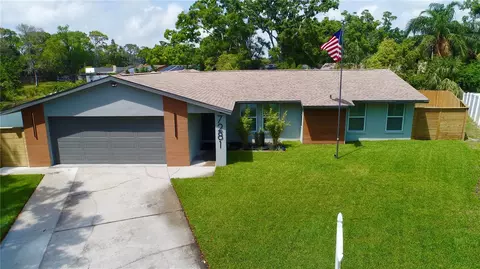 7281 Channelside Ln N, Pinellas Park, FL 33781