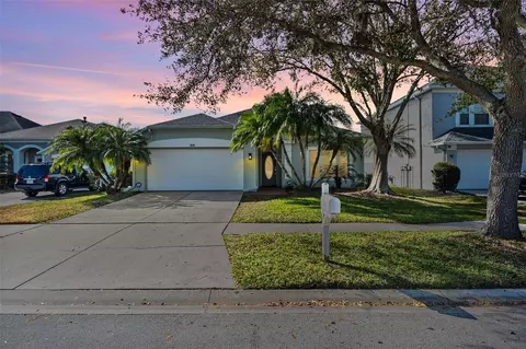 1645 Fennsbury Ct, Wesley Chapel, FL 33544