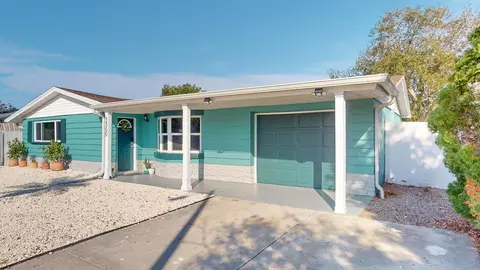 3350 Brookfield Dr, Holiday, FL 34691