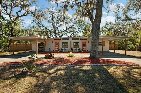 1217-1219 Lakeside Dr, Brandon, FL 33510