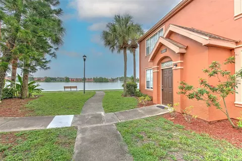 9204 Lake Chase Island Way #9204, Tampa, FL 33626