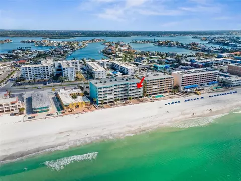 17200 Gulf Blvd #302, North Redington Beach, FL 33708