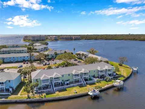 5152 Salmon Dr SE #C, Saint Petersburg, FL 33705