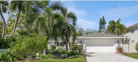 126 Alora St NE, Saint Petersburg, FL 33704