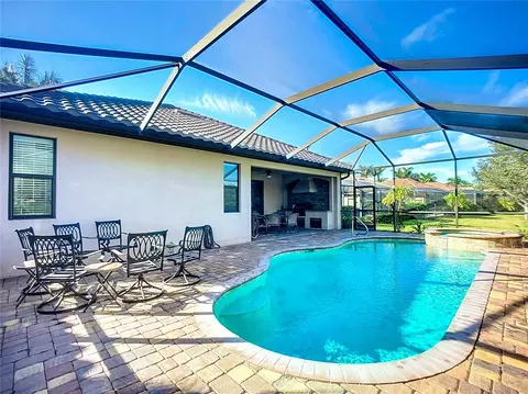 Exterior - 2902 Aviamar Cir, Naples, FL 34114 photo 11 of 15