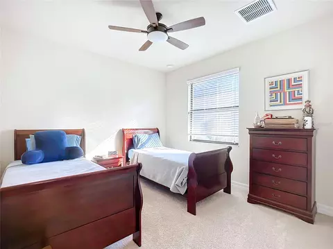 Bedroom - 2902 Aviamar Cir, Naples, FL 34114 photo 6 of 9