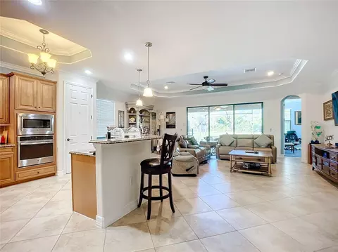 Kitchen - 2902 Aviamar Cir, Naples, FL 34114 photo 5 of 5