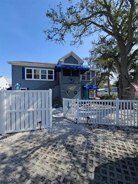 823 Gulf Blvd, Indian Rocks Beach, FL 33785