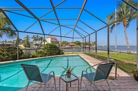 4464 46th Ave S, Saint Petersburg, FL 33711