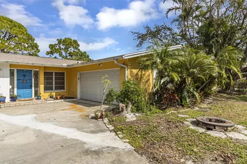 1431 54th Ave NE, Saint Petersburg, FL 33703
