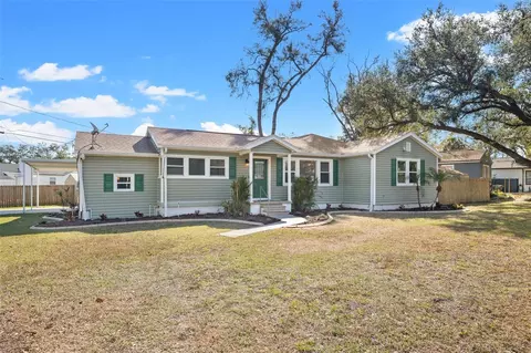2512 Alva Dr, Tampa, FL 33614