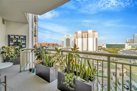 450 Knights Run Ave #1005, Tampa, FL 33602