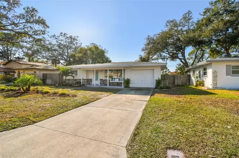 2008 Harvard Ave, Dunedin, FL 34698