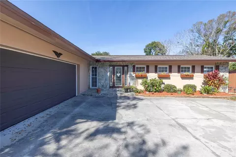 1816 Nursery Rd, Clearwater, FL 33764