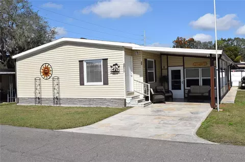 38517 Windflower Ave, Zephyrhills, FL 33542