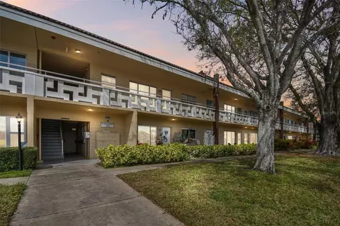 2280 World Parkway Blvd #34, Clearwater, FL 33763