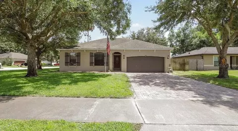 416 Country View Cir, Deland, FL 32720