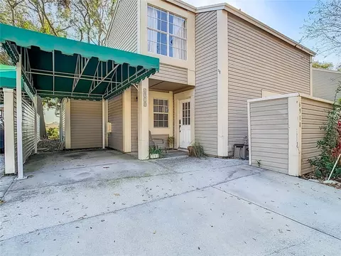 6910 Lake Place Ct, Tampa, FL 33634
