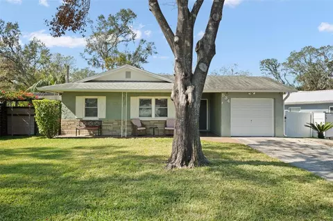 534 Robin Hill Cir, Brandon, FL 33510