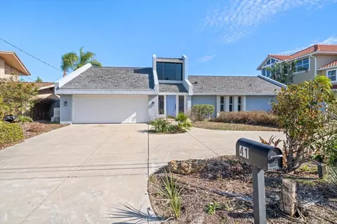 41 Windward Is, Clearwater Beach, FL 33767
