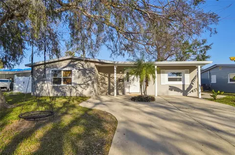 6023 Ambassador Dr, Tampa, FL 33615
