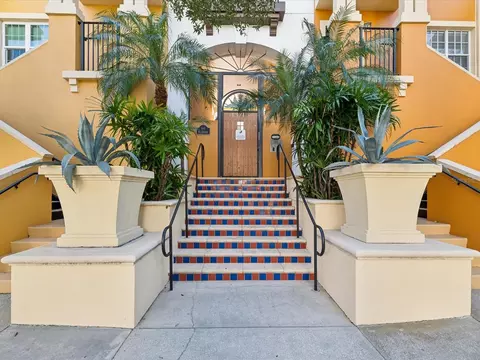 100 4th Ave S #109, Saint Petersburg, FL 33701