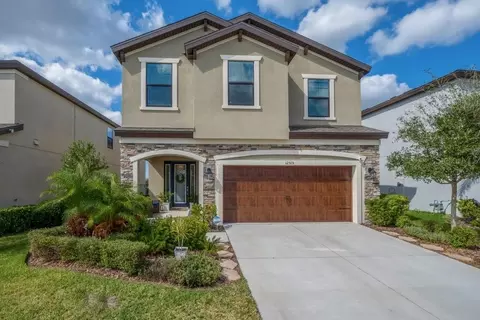 12515 Horseshoe Bend Dr, Lithia, FL 33547