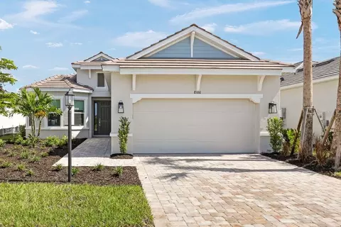 8100 Moonbeam Ave, Sarasota, FL 34241