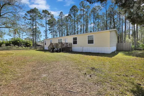 24 Lois Ave, Inglis, FL 34449