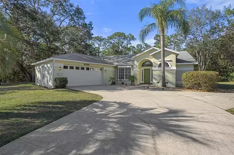 4 Spruce Pine Dr, Homosassa, FL 34446